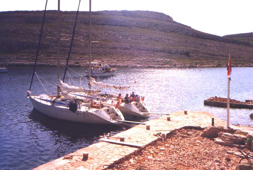 zaliv Opat